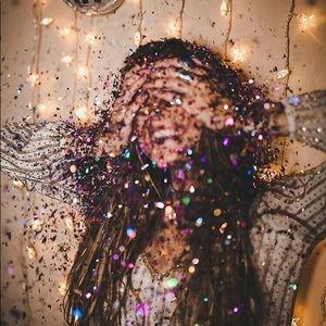 🤩🎉POSH GLITTER TOSS FOR SALES🎉🤩